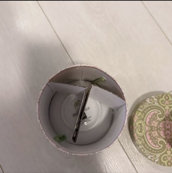 New Tea Cup Set - Picture 2 of 4